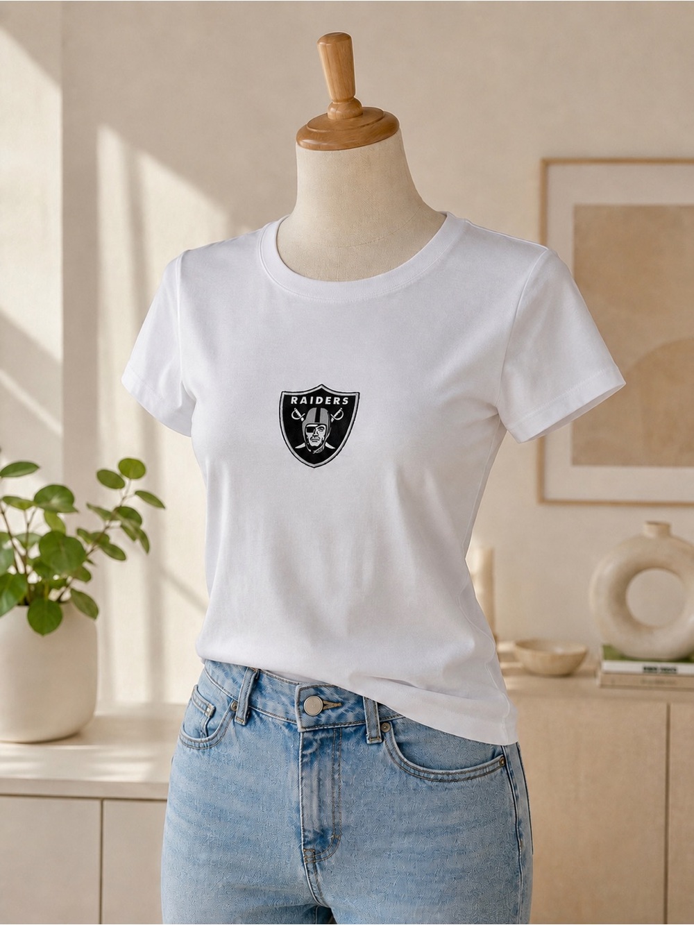 *NEW* NFL Raiders White and Black Shield Patch Tee